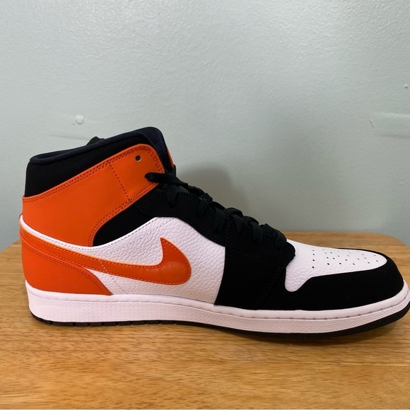 Nike Air Jordan 1 Mid Black Starfish Shattered Backboard Sz 14 Orange 554724 058 - Picture 4 of 13